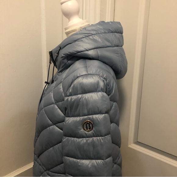 Bernardo ladies winter coat size medium - Picture 5 of 11